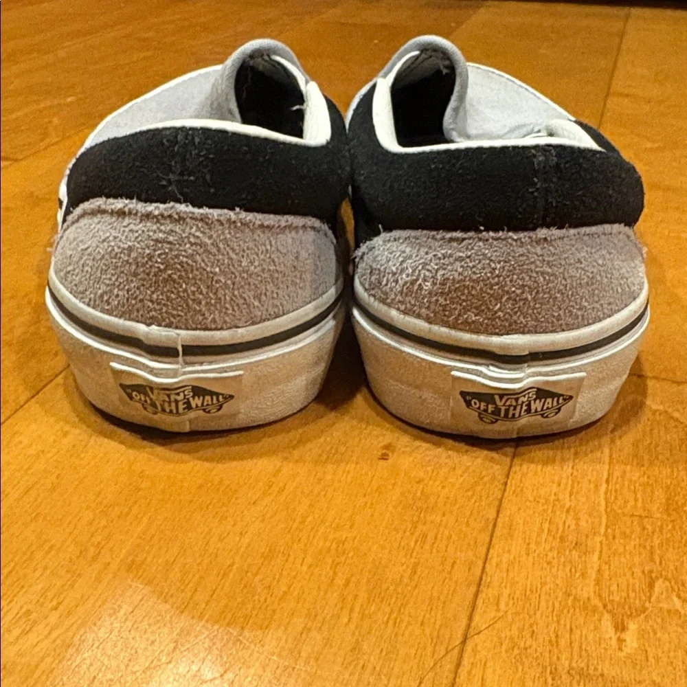 Vans low top slip on shoes - Picture 3 of 8